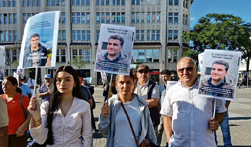 Mahkeme, Kürt siyasetçi Mehmet Çakas’ın Türkiye’ye iadesini durdurdu