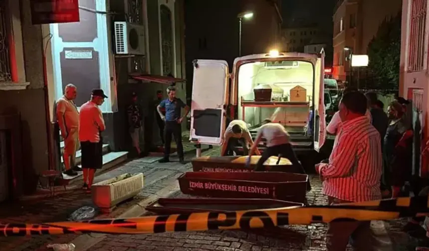 İstanbul'da gıda zehirlenmesi şüphesi: Hollandalı iki genç öldü, baba hastanede