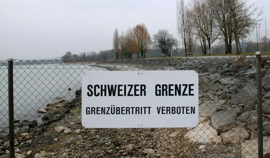 İsviçre hükümeti, sığınmacılara yurt dışı yasağı getirmeye hazırlanıyor