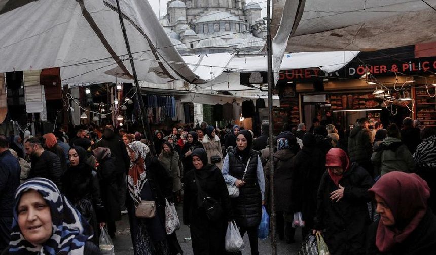 Türkiye’deki hayat pahalılığı Alman basınında: Et ayda bir sofraya girebiliyor