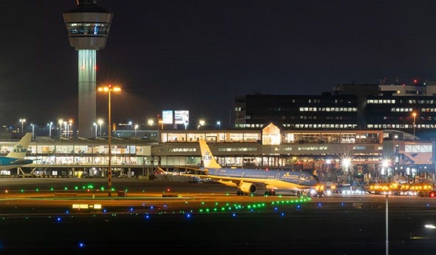 Schiphol’de Noel öncesi bagaj krizi: 20 bin valiz uçuşlara yüklenemedi