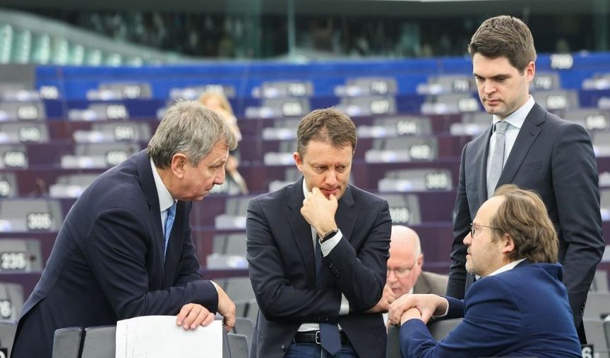 AB broşüründe skandal harita hatası: Yunan adaları Türkiye’ye aitmiş gibi gösterildi