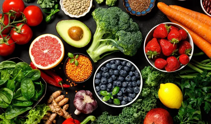 Doğru beslenme alışkanlıkları hayat kurtarıyor: Kalp krizi ve felç riski azalıyor