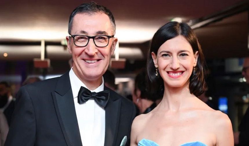Yeşiller’in başbakan adayı Cem Özdemir, seçime haftalar kala hukukçu Flavia Zaka ile evleniyor