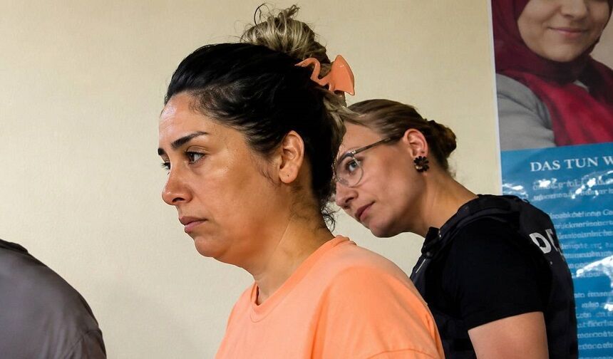 İsviçre'nin sınır dışı ettiği Bahar Yalçınkaya Türkiye'de tutuklandı